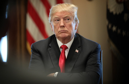 Умард Солонгосын цөмийн зэвсгийн тоог анх удаа зарласан Трамп энэ оны сүүлээр Ким Жон Унтай уулзахаар төлөвлөжээ